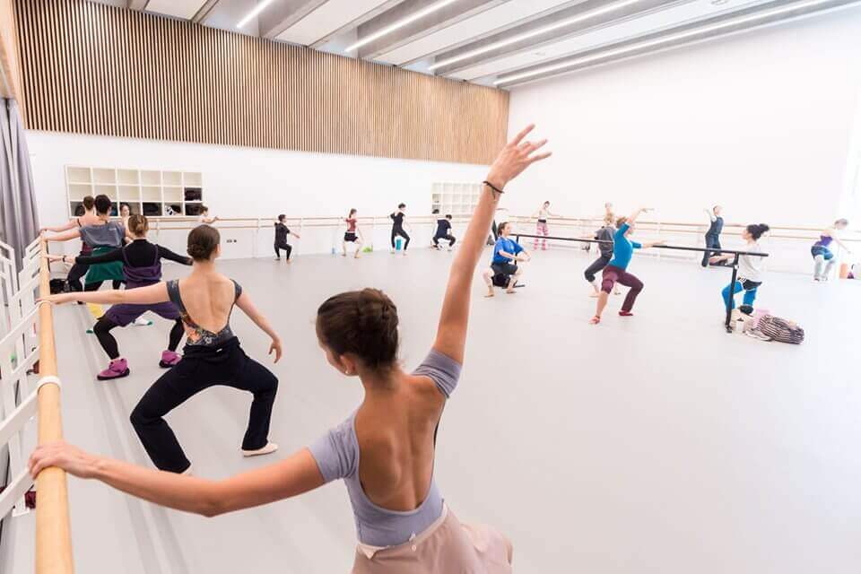 English-National-Ballet_London-City-Island-studio-in-use_ENB-FB-image